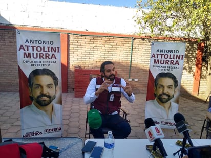 Respecto a la discusión que tiene el INE sobre el otorgamiento a Salgado Macedonio para ser candidato al gobierno de Guerrero, Attolini Murra se dijo confiado en que prevalecerá el respeto a la ley, lo que brindará mayor certeza al proceso electoral en cualquier caso.
(EL SIGLO DE TORREÓN)