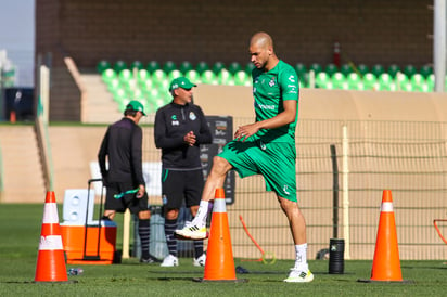 Matheus Dória confía en que los Guerreros van a salir del mal momento que viven en el torneo. (CORTESÍA SANTOS)