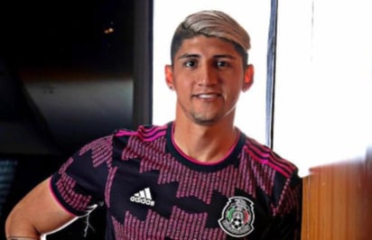 Alan Pulido aceptó que se equivocó después de la crítica que lanzó en contra los aficionados mexicanos.
(ESPECIAL)