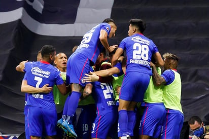 El escenario es perfecto. América y Cruz Azul protagonizarán una edición más del Clásico Joven como los dos mejores equipos del Guardianes 2021. La Máquina es líder (36), seguido de las Águilas (34). (ARCHIVO)
