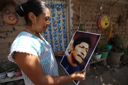 La Red Todos los Derechos para Todas y Todos (Red TDT), conformada por 85 organizaciones de la sociedad civil en 23 estados, señala que en los dos primeros años del gobierno de López Obrador un total de 45 personas defensoras de derechos humanos han sido asesinadas en México, 11 de éstos en Oaxaca. (ARCHIVO)