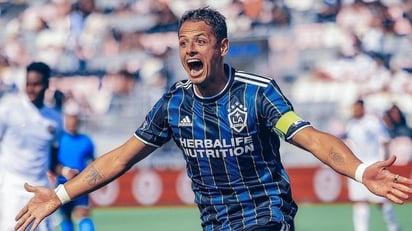 El delantero mexicano Javier 'Chicharito' Hernández, de Los Ángeles Galaxy, fue elegido este lunes como el ganador del premio Jugador de la Semana en la Liga Profesional de Fútbol (MLS) de Estados Unidos, correspondiente a la primera jornada de la nueva temporada. (ESPECIAL)