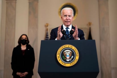 El presidente de Estados Unidos, Joe Biden, exigió este martes que el Congreso apruebe reformas de las prácticas policiales en el país para estar 'a la altura del legado' del afroamericano George Floyd, después de que el expolicía Derek Chauvin fuera declarado culpable de su muerte. (ESPECIAL)
