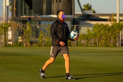 Robert Dante Siboldi tiene una nueva oportunidad de reivindicarse al frente de los Xolos de Tijuana, que este viernes recibirán al Necaxa en la jornada 16 de la Liga MX, en el debut del uruguayo.(ESPECIAL)