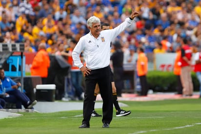 Ricardo “Tuca” Ferretti se ha robado el protagonismo previo al Clásico Regio que se celebrará esta noche en el Estadio Volcán, ante los rumores de su salida de Club Tigres. (JAM MEDIA)