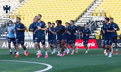 Los Rayados tuvieron ayer su último entrenamiento, previo al partido de hoy contra el Columbus Crew en la 'Concachampions'. (CORTESÍA)