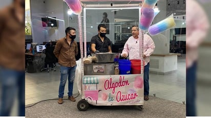 Los tradicionales algodones de azúcar han hecho las delicias de chicos y grandes durante muchos años y en La Laguna no pueden faltar. 
