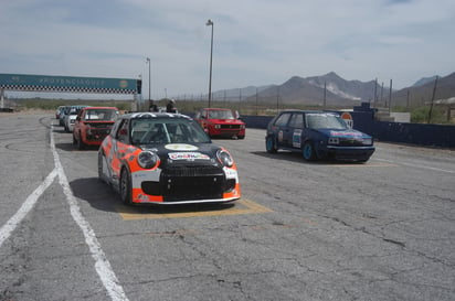 El 'Piñera Team' se reporta listo para dar la batalla sobre el asfalto del Autódromo Gómez Palacio.