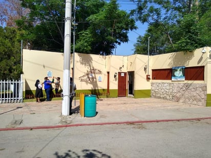 Con la colaboración de organizaciones internacionales de apoyo a migrantes y refugiados, la Casa del Migrante 'Frontera Digna' de Piedras Negras, dio a conocer que proporcionarán información a la población migrante que continúa llegando a esta ciudad fronteriza. (RENÉ ARELLANO)