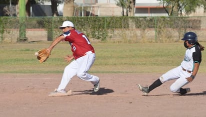 Un trepidante choque de pelota, se vivirá este sábado 8 de mayo a partir de las 15:30 horas en el campo del ejido Flores Magón, donde los equipos Transportes Hermi y Flores Magón se disputarán el campeonato de la Liga de Beisbol Súper Máster de La Laguna. (ARCHIVO)