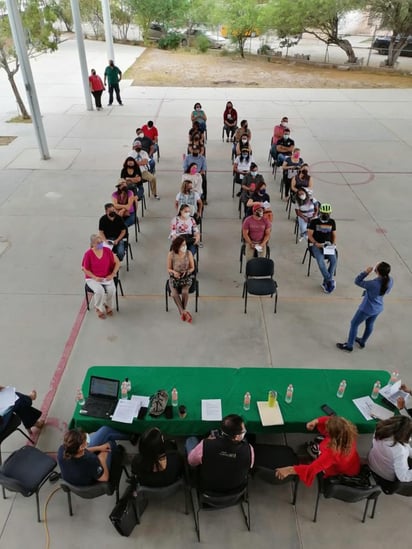  Se habla de clausurar los bebederos y que los niños y niñas lleven su botella de agua así como también de suspender temporalmente la actividad de las tienditas escolares.  (ESPECIAL)