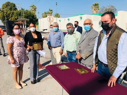 Autoridades develaron una placa en el Hospital Integral Madero por la certificación que recibieron por parte de la Federación. (EL SIGLO DE TORREÓN) 