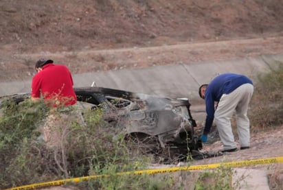 La Policía Municipal de Navolato reportó que la tarde del domingo pasado, Juan Uriel 'N', de 23 años de edad, fue perseguido por varias calles, a tiros, por lo que este se introdujo a su hogar, donde fue alcanzado por su agresor y lo privó de la vida.
