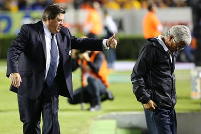 Miguel Herrera tendrá un techo muy alto con Tigres, porque el camino que recorrió su antecesor Ricardo Ferreti, dejó varios éxitos, alegrías que la afición todavía recuerda e inevitablemente será comparado el 'Piojo' con el 'Tuca' Ferreti. (JAM MEDIA)