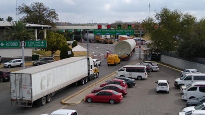 Autoridades de la Aduanas de Eagle Pass en Texas y de Piedras Negras en Coahuila, implementarán un plan piloto para realizar la importación y exportación de mercancías a través de camiones de carga; la cual se aplicará a partir del próximo mes de junio. (RENÉ ARELLANO)