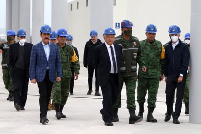 El titular del Ejecutivo federal aseguró que el AIFA es el aeropuerto más moderno que se esté construyendo en el mundo. (ARCHIVO)