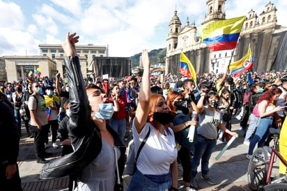 El descontento se concentran en el cese de la violencia, el desmonte de la policía antimotines y la caída de la reforma a la salud. (ARCHIVO) 