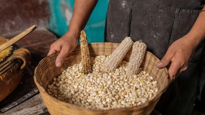 Uno de los ingredientes estrella de nuestra cocina es el maíz nixtamalizado, el cual se puede preparar en diferentes platillos. (ESPECIAL)