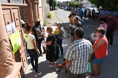 La Facultad de Ciencias de la Salud de la UJED se ha mantenido como sede de vacunación tanto en Gómez Palacio como en Lerdo.