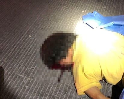 El cuerpo del hombre fallecido fue enviado al Semefo en calidad de no identificado. (EL SIGLO DE TORREÓN)