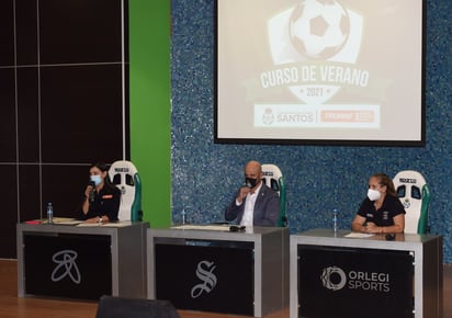 En conferencia de prensa realizada en el auditorio Orlegi, se dieron a conocer los pormenores. (JESÚS GALINDO)