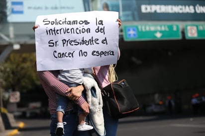 Este miércoles, los padres de familia llegaron a la sede de la Ssa para tener un encuentro con las autoridades.