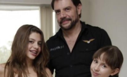 Alexa, hija de Ginny Hoffman y Héctor Parra rompió el silencio y habló de la denuncia interpuesta a su progenitor por abuso sexual y corrupción de menores, luego de iniciar el miércoles la primera audiencia entre ambas partes para ver si el actor es vinculado a proceso. (ESPECIAL) 