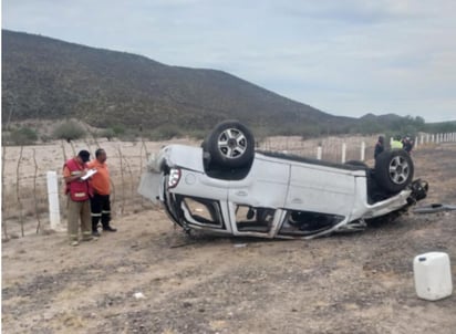 Padre e hijo pierden la vida en accidente automovilístico, la madre de familia y su hija más pequeña resultaron lesionadas y se encuentran hospitalizadas. (ARCHIVO)