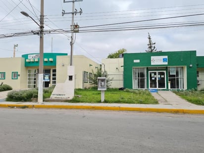 Durante el fin de semana se registró el robo de un medidor y el cableado eléctrico del Centro de Salud que se localiza en la colonia Lázaro Cárdenas en el municipio de Piedras Negras, dejando sin energía eléctrica el lugar y provocó que se dañara medicamento y vacunas almacenadas. (RENÉ ARELLANO)
