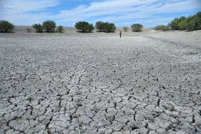 Confirma Aispuro que ante la situación grave por la sequía en diferentes municipios de Durango buscan bombardear las nubes. (ARCHIVO) 