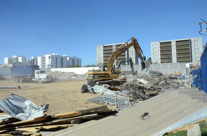 Durante la presente semana iniciará la rehabilitación del último edificio donde estuvo el penal del Topo Chico, como parte de los trabajos de construcción del parque metropolitano Libertad, afirmó el gobernador Jaime Rodríguez Calderón. (ARCHIVO)