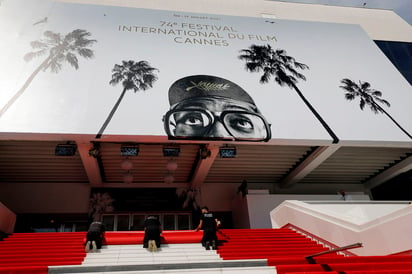 Inauguración. La 74 edición del Fevital de Cannes dio inicio ayer martes con la presencia de grandes estrellas del cine mundial.