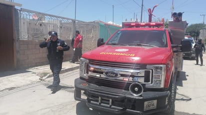 Elementos del departamento de Bomberos acudieron al domicilio y se encargaron de sofocar el fuego.