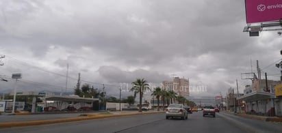 José Abad Calderón Partida, previsor del tiempo en la Comisión Nacional del Agua (Conagua), dijo que estas condiciones se presentarán nuevamente hoy por la noche. Se prevén temperaturas máximas de 33 a 34 grados centígrados y mínimas de 19 a 21 grados.
(JESÚS GALINDO)