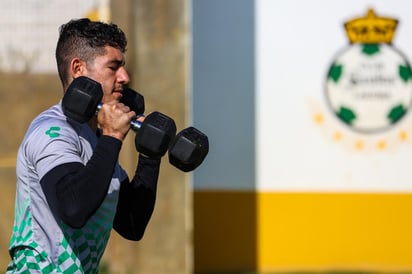 El atacante sonorense de Santos Laguna, Alberto Ocejo, fue titular ante los Rayos del Necaxa y cumplió. (ESPECIAL) 