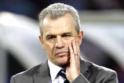 Desde que llegó a Monterrey, para dirigir a los Rayados, Javier Aguirre ha sido señalado como un técnico que amarra mucho a su equipo, que defiende como premisa. (ARCHIVO) 
