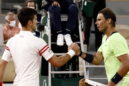 El tenista español Rafael Nadal considera que Novak Djokovic, que como número del mundo uno es 'referente para muchos niños', debería evitar actitudes como la mostrada en los Juegos Olímpicos de Tokio en el partido que le enfrentó al español Pablo Carreño. 
