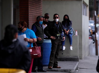 Durante la más reciente sesión del Subcomité Técnico Regional COVID-19 Sureste, se informó que el 84 por ciento de las personas que actualmente están hospitalizadas en la región a causa de este padecimiento, no cuentan con su esquema de vacunación, por eso la importancia de acelerar este proceso. (ARCHIVO)