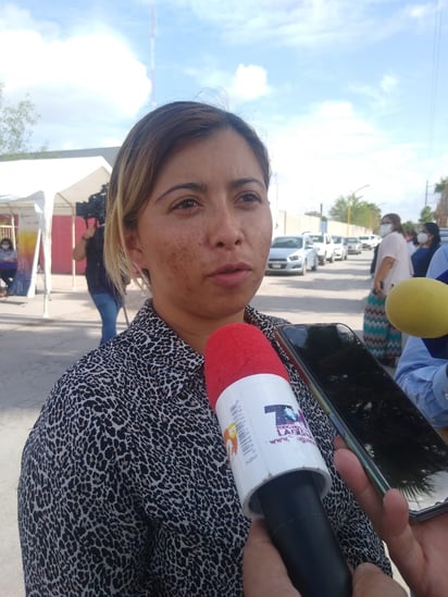 La mujer dijo que en Fiscalía no le quisieron recibir la denuncia. (EL SIGLO DE TORREÓN / MARY VÁZQUEZ)
