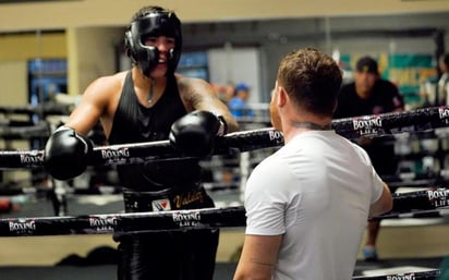 El campeón mundial Superpluma del Consejo Mundial de Boxeo (WBC, por sus siglas en inglés), Óscar Valdez, defenderá su título por primera vez, el próximo 10 de septiembre en el Casino del Sol de Tucson, Arizona, cuando enfrente al brasileño, Robson Conceicao.