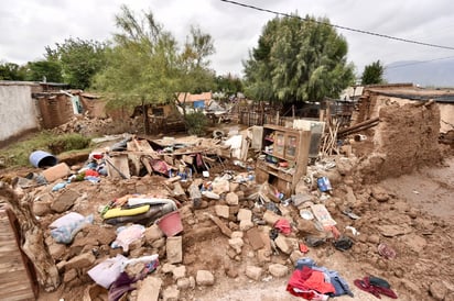 Familias del ejido Poanas de Gómez Palacio perdieron todo tras la inundación que se registró. (ÉRICK SOTOMAYOR)