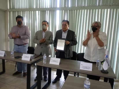 El fiscal general del Estado, Gerardo Márquez Guevara, recibió el reconocimiento del Consejo Ciudadano de Seguridad Pública.