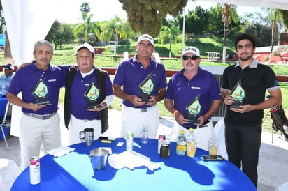 Juan Manuel Martínez, Edmundo Amador Cárdenas, Pedro Jaramillo, Ricardo Díaz Flores y Pedro Jaramillo JR (EL SIGLO DE TORREÓN/ FERNANDO COMPEAN) 