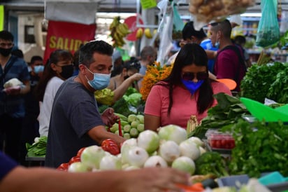 Al día de hoy, se contabilizan en Coahuila 79,141 casos, incluidos 6,645 decesos.
(ARCHIVO)