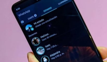 El modo oscuro de la app se creó principalmente para facilitar la lectura y reducir los problemas de vista cansada en los usuarios (ESPECIAL) 