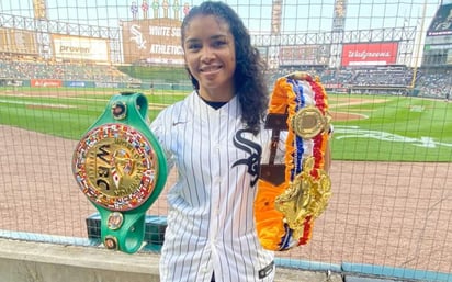 La campeona unificada Welter y una de las mejores peleadoras del mundo, Jessica McCaskill, fue invitada de honor para lanzar la primera bola del juego de beisbol entre los Medias Blancas de Chicago y los Atléticos de Oakland, en el cual los primeros se llevaron el triunfo. (ESPECIAL)