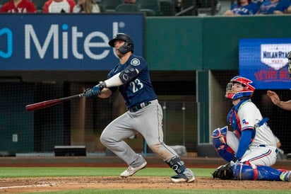  Ty France disparó un jonrón de dos carreras en el undécimo capítulo y los Marineros de Seattle completaron la barrida en tres juegos sobre los Rangers de Texas, al superarlos esta tarde por 9-8.
