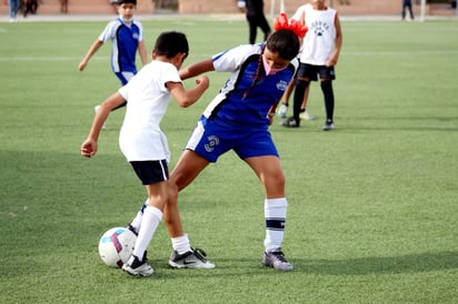 Se espera que las futbolistas laguneras en primera instancia, superen la fase de grupos, para luego disputar el boleto a la última etapa.