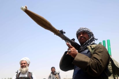 Los errores de cálculo en la retirada estadounidense de Afganistán han provocado que miles de millones de dólares en equipamiento militar hayan caído en manos de los talibanes, que tendrán ahora acceso a 'tecnología secreta' de las Fuerzas Armadas de EUA. (ARCHIVO) 
