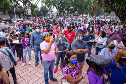 La Secretaría de Salud modificó el semáforo de riesgo epidemiológico: ahora en el país hay 7 estados en rojo, 17 en naranja, en amarillo 7 y en verde sigue un estado únicamente: Chiapas. (ARCHIVO)